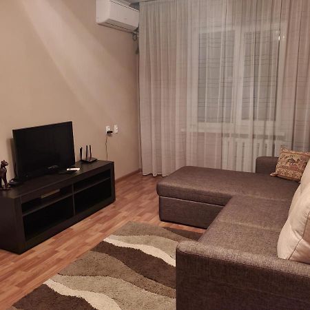 2-Х Комнатная Квартира Посуточно שימקנט מראה חיצוני תמונה